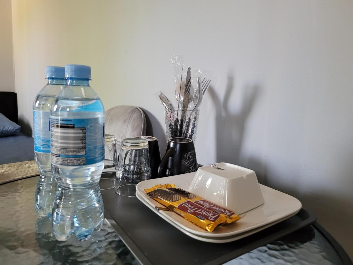 Sebar Hotel Gorzyce  Buitenkant foto