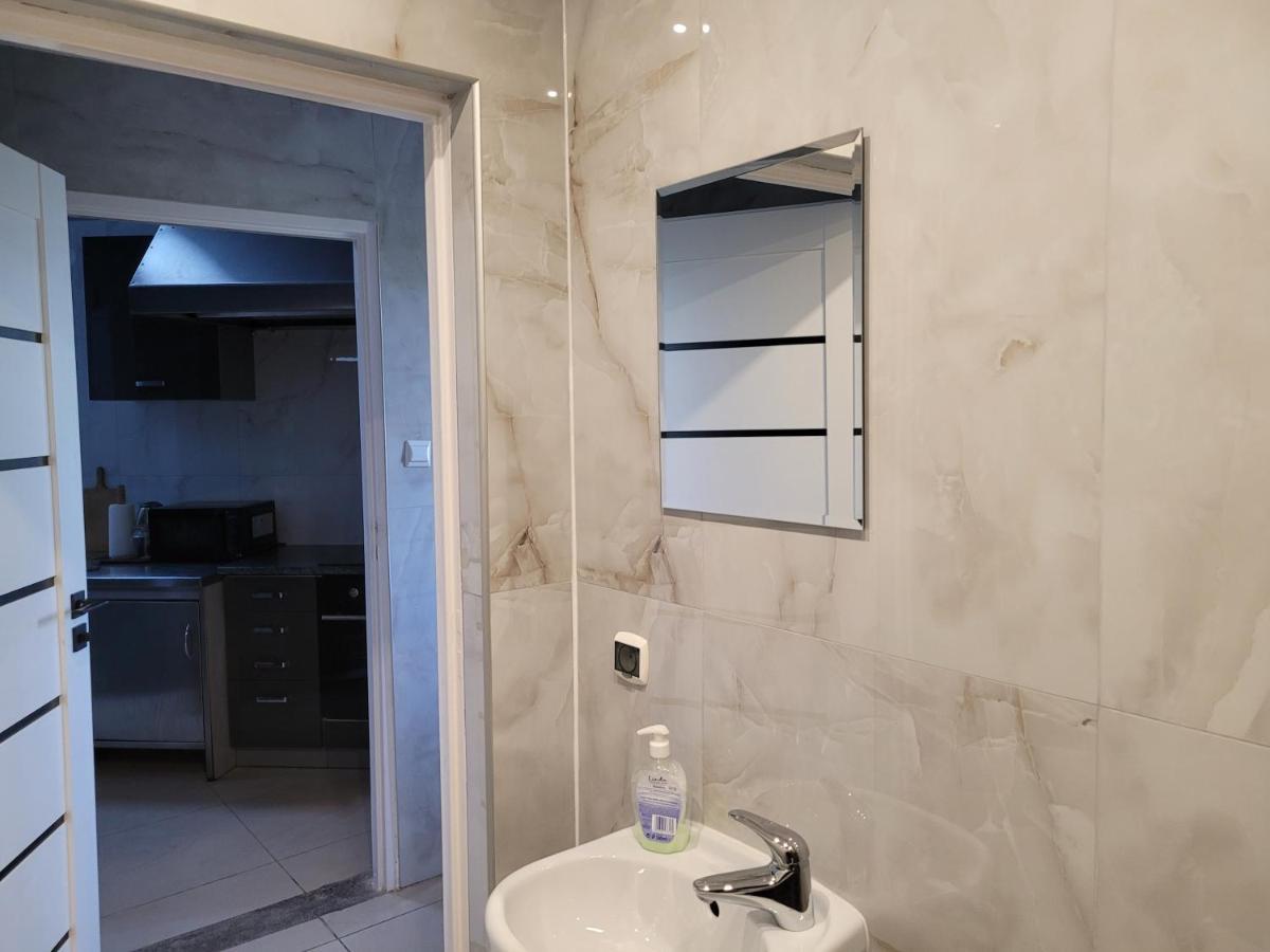 Sebar Hotel Gorzyce  Buitenkant foto